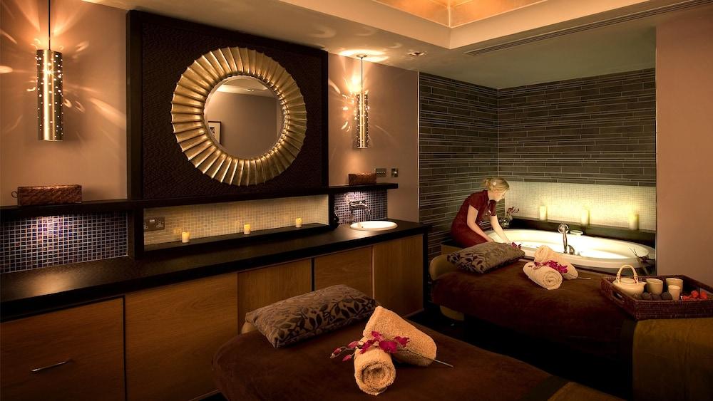 Grosvenor Pulford Hotel & Spa Zewnętrze zdjęcie